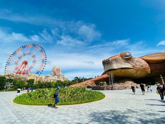 Thuê xe đi tour bắc đảo Vinpearl Phú Quốc